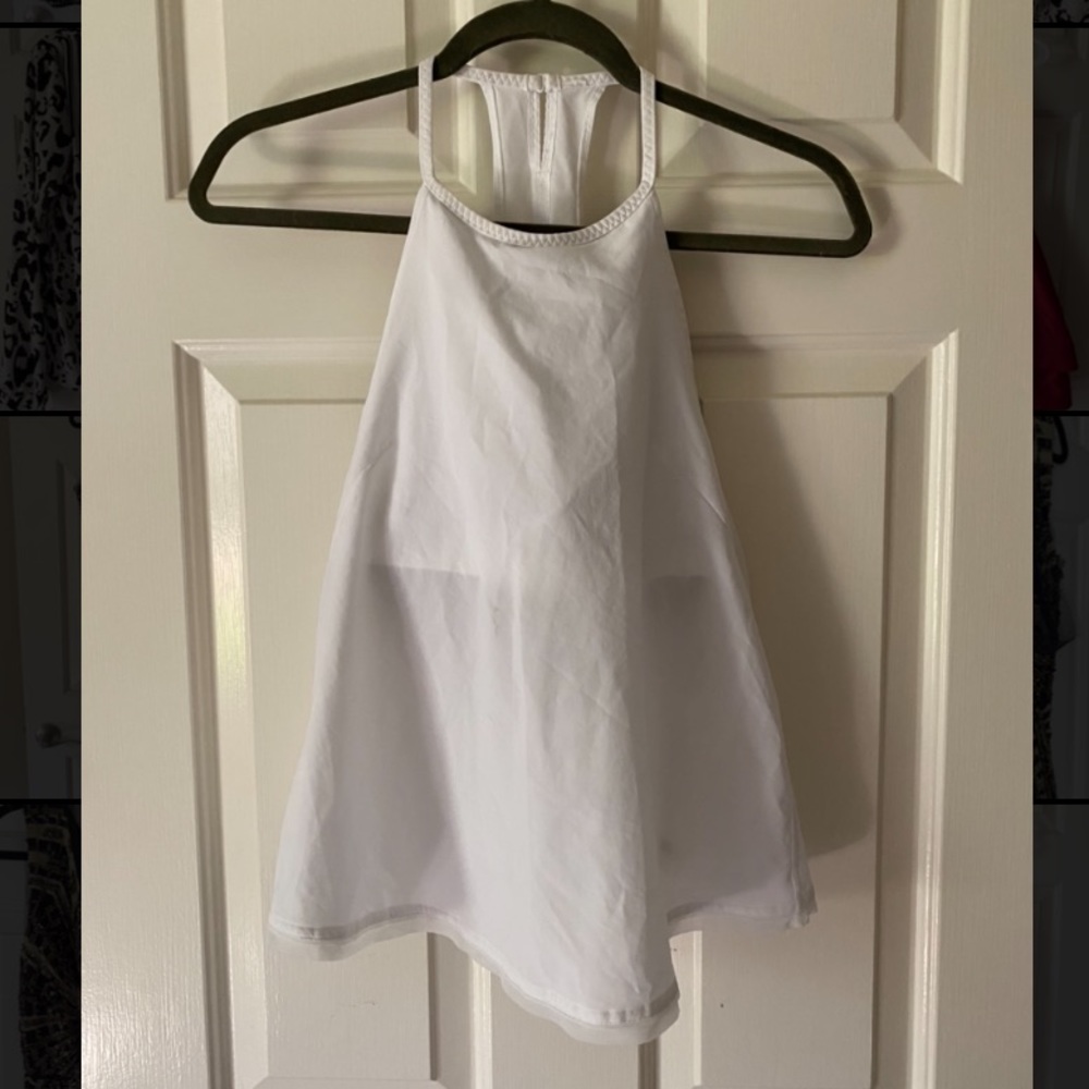 white lululemon tank